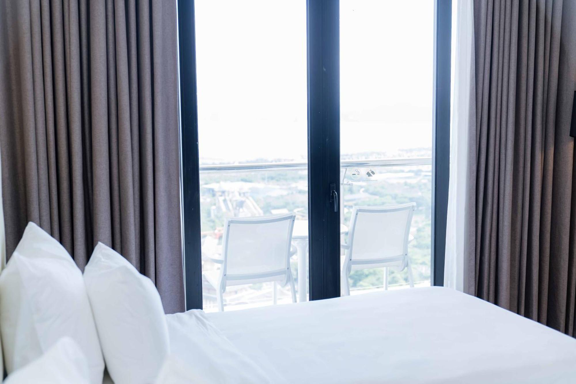 Hotel Soleil Ha Long, Trademark Collection By Wyndham Eksteriør billede