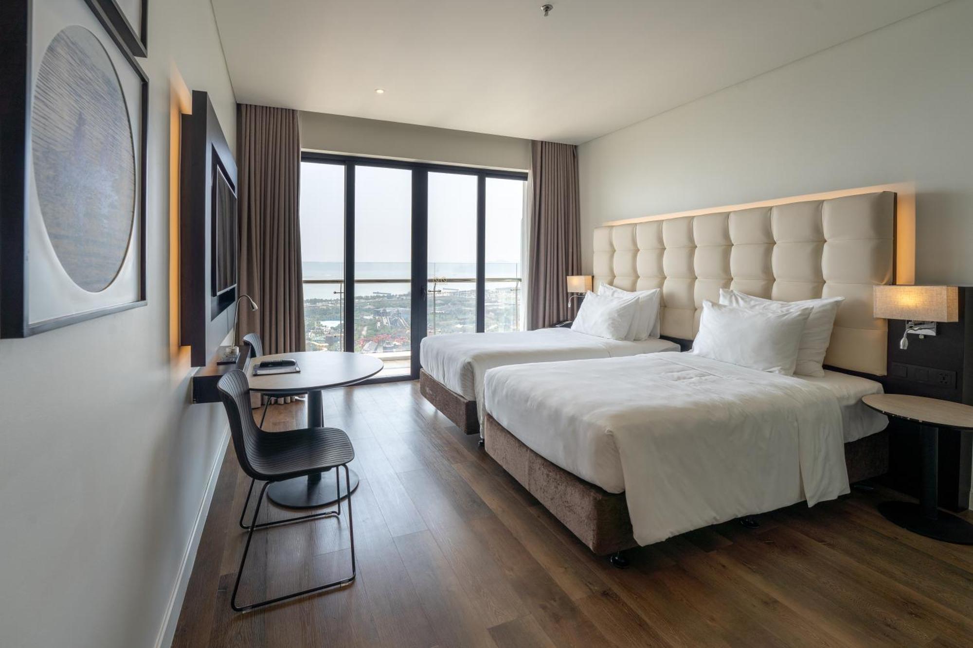 Hotel Soleil Ha Long, Trademark Collection By Wyndham Eksteriør billede